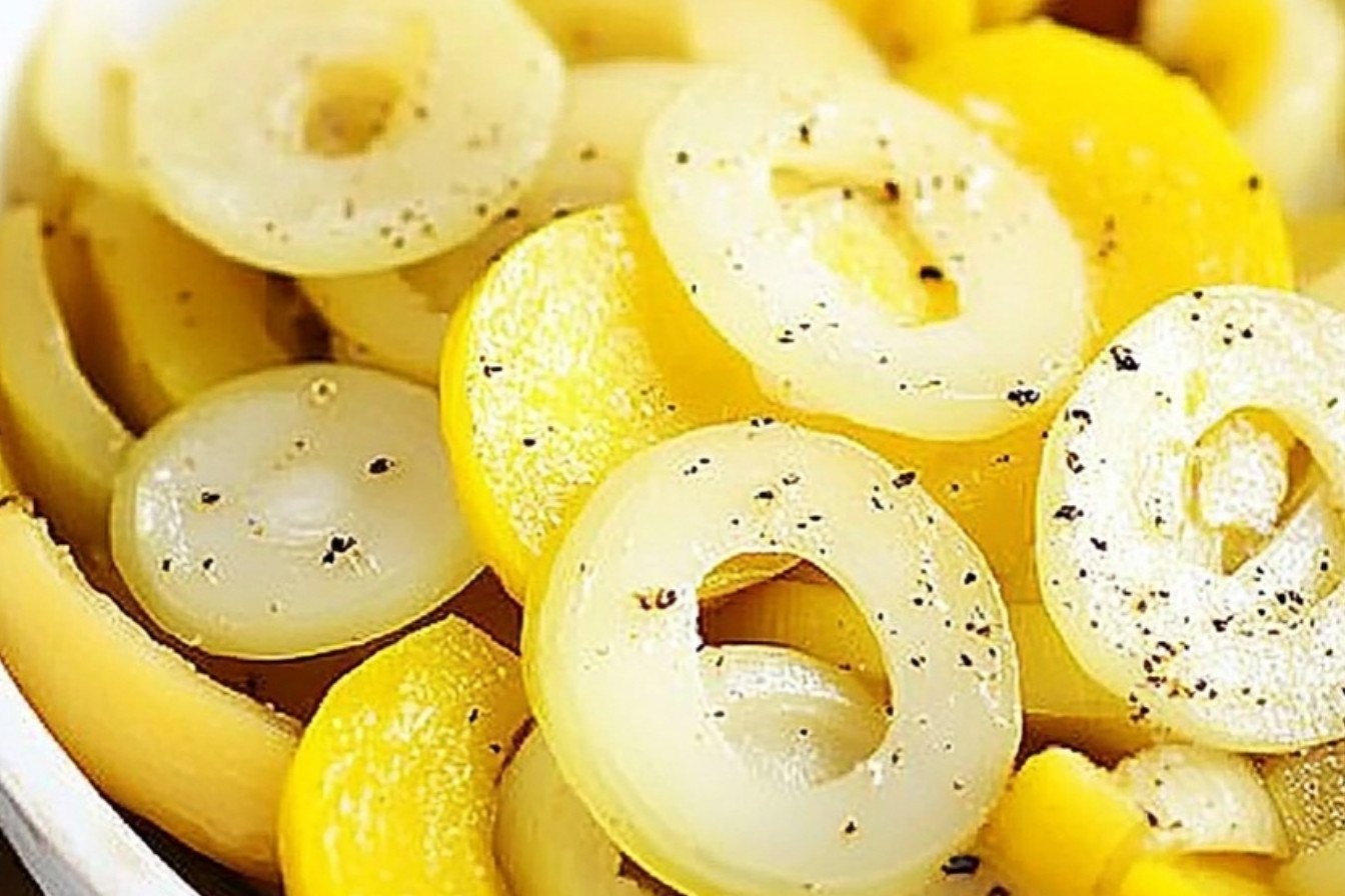 Old School Squash and Onions Recipe